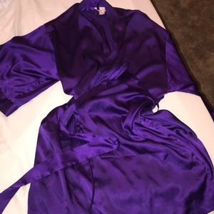 VS angels purple silk robe. Size Small.